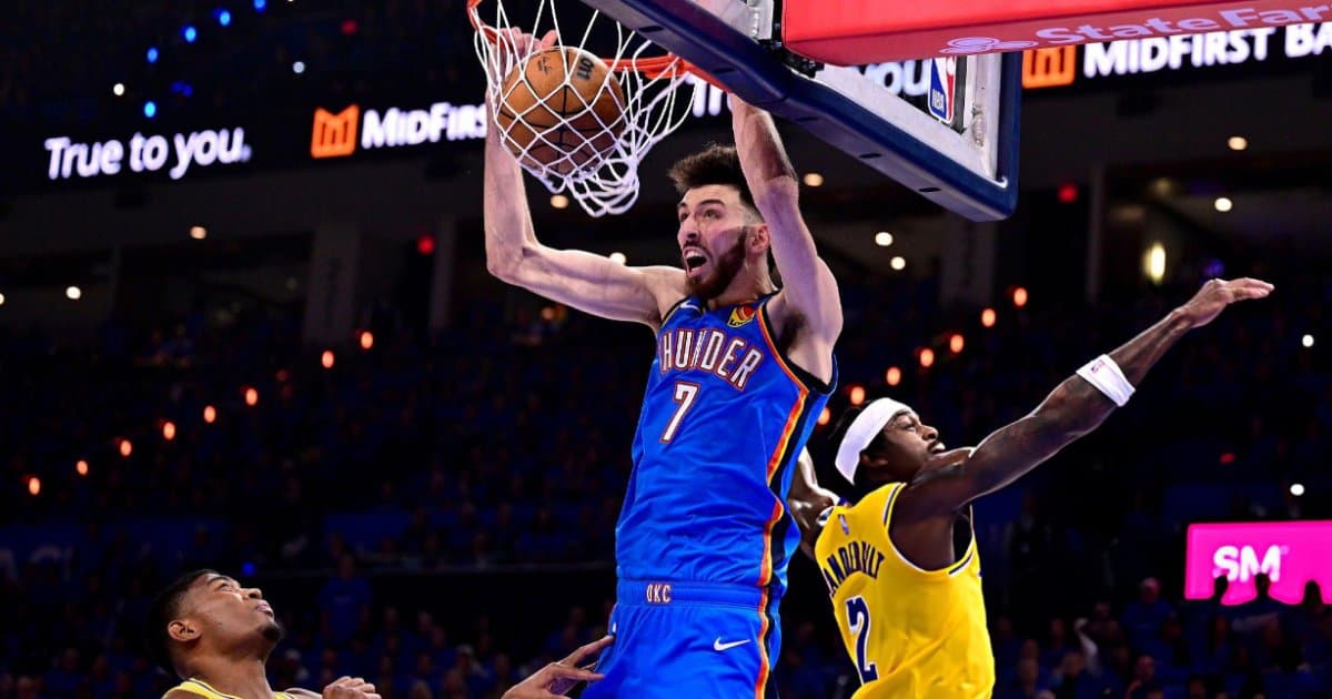 Holmgren domina garrafão e lidera vitória do Thunder sobre os Lakers